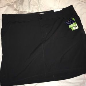 NWT black skort